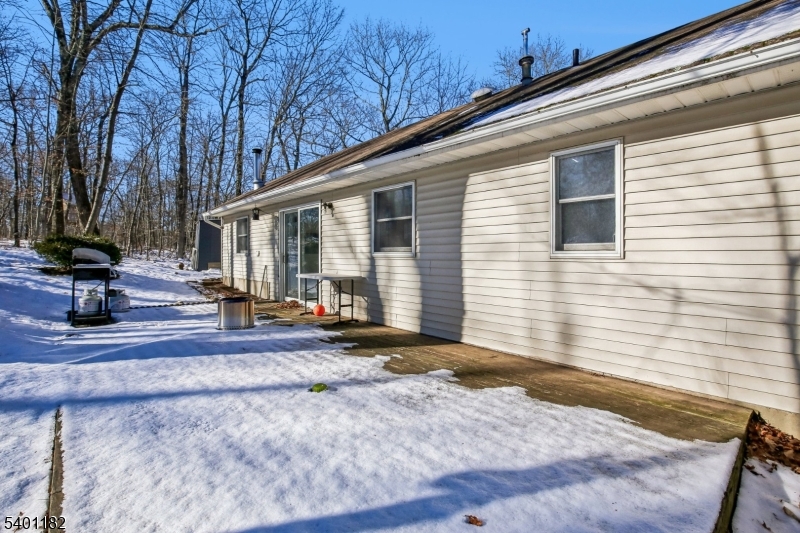 Barry Lakes - Residential