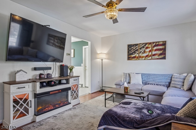 Barry Lakes - Residential