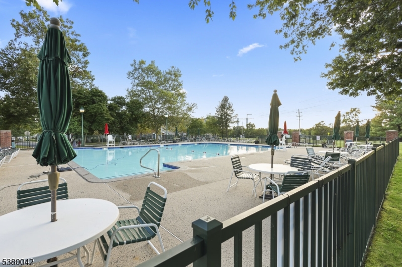 Stratton Meadows - Residential Lease