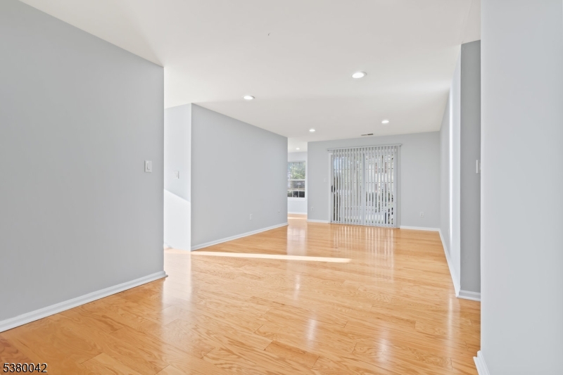 Stratton Meadows - Residential Lease