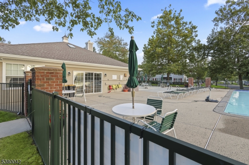 Stratton Meadows - Residential Lease