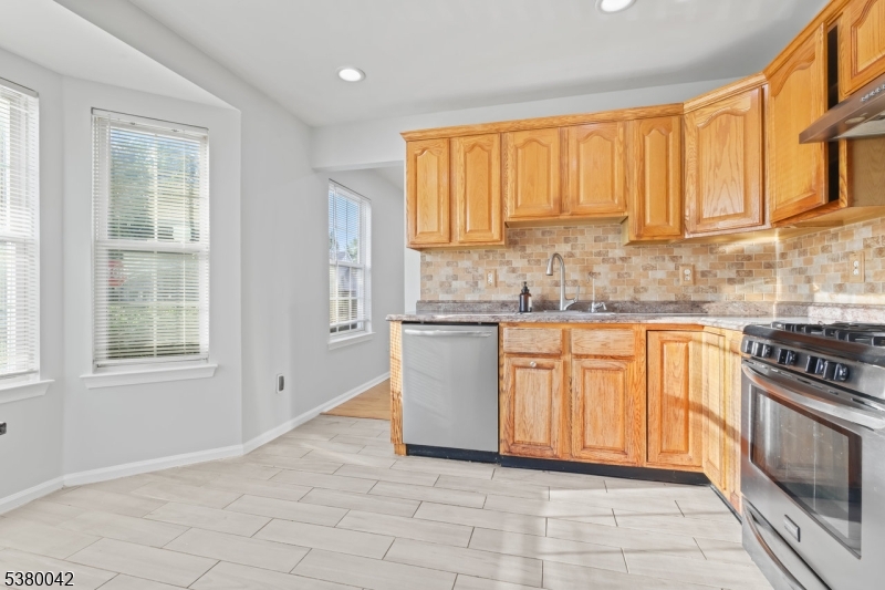 Stratton Meadows - Residential Lease