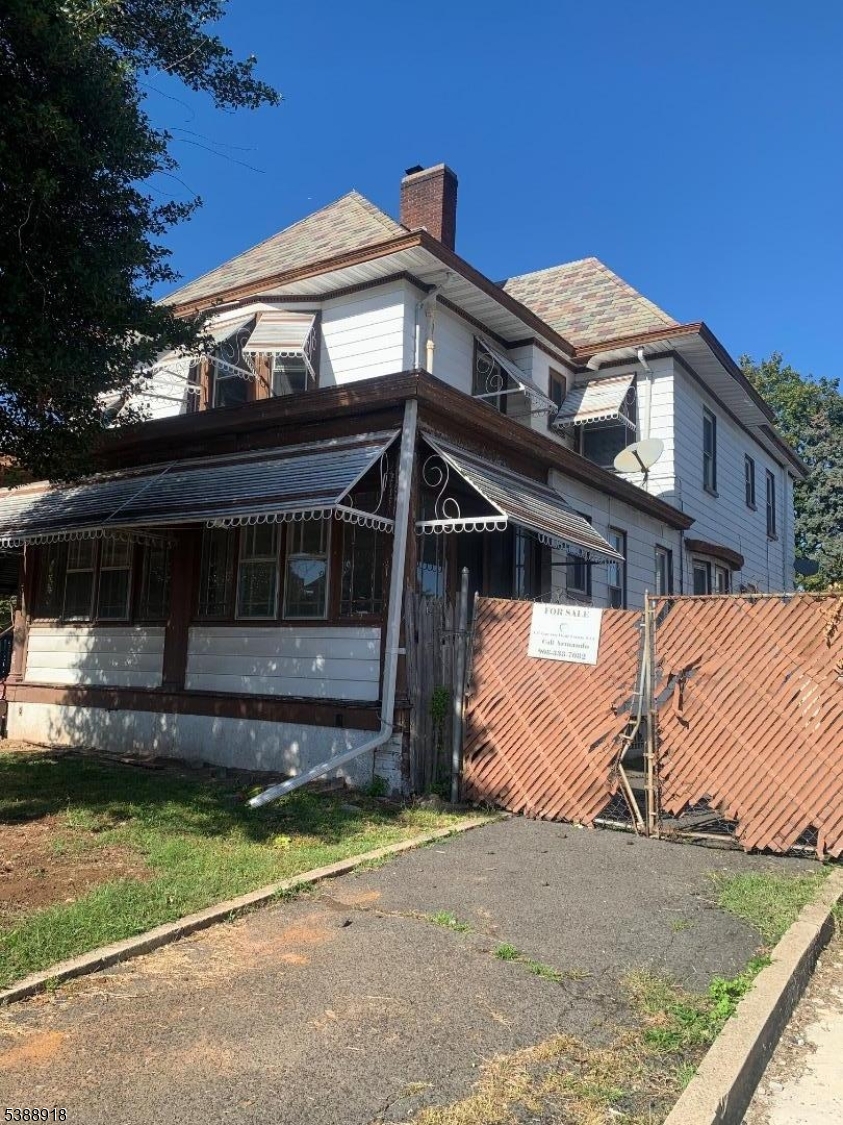 RESIDENTIAL - Residential