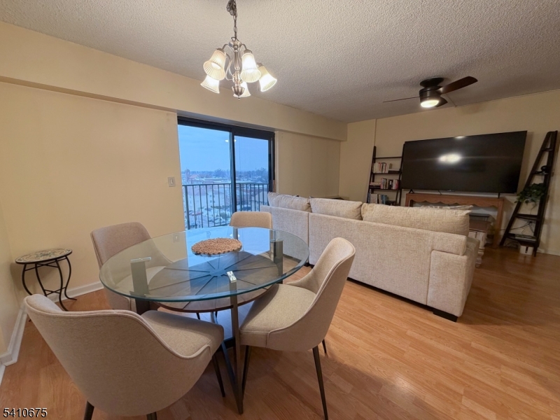 Linden Towers - Residential