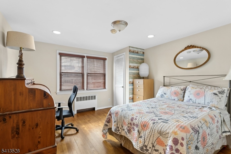 South side near schools - Residential