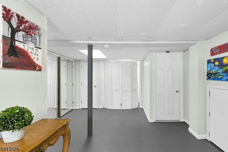 South side near schools - Residential