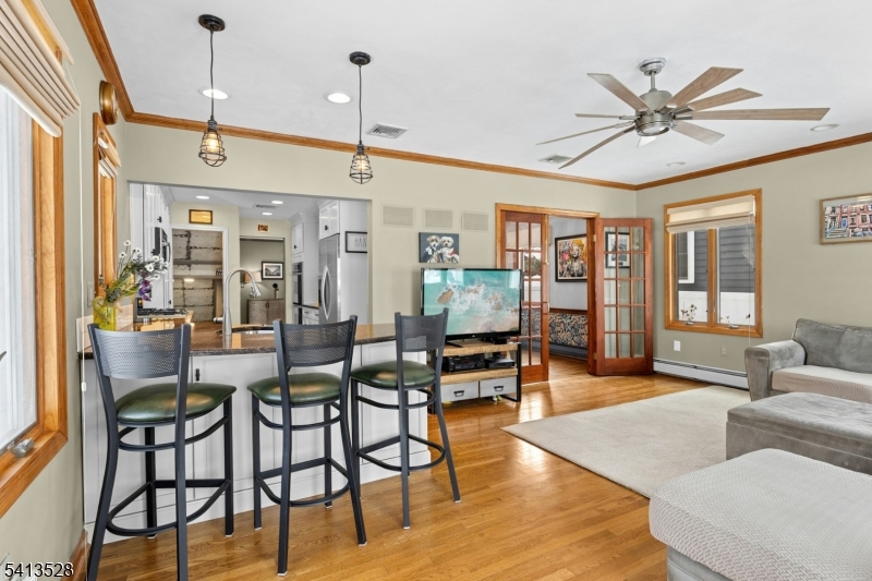 South side near schools - Residential