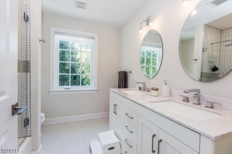 Collins - Residential