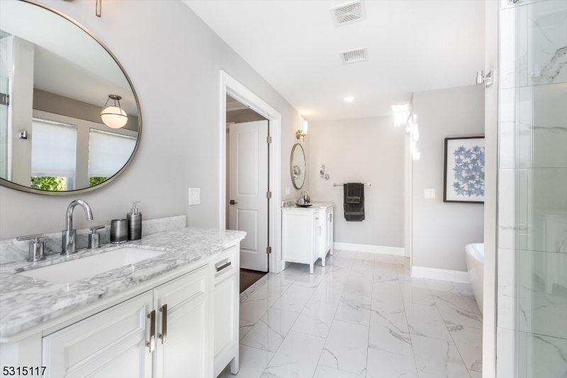 Collins - Residential