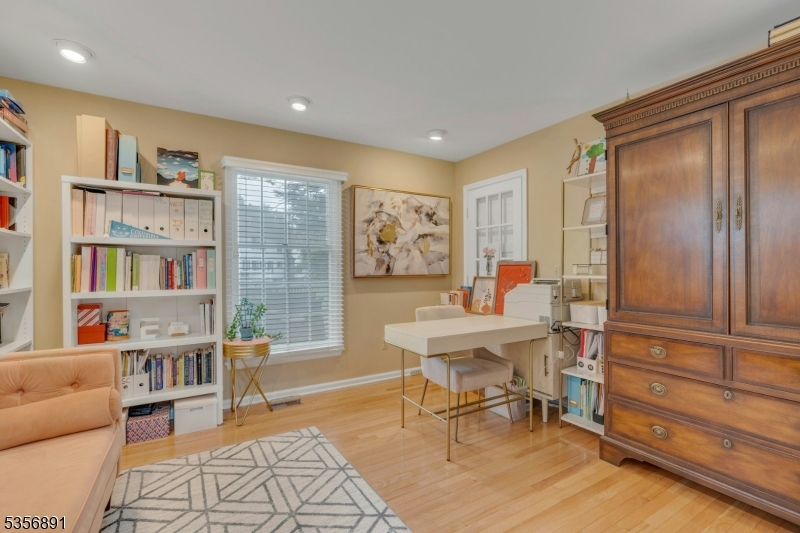 Spring Ridge - Residential