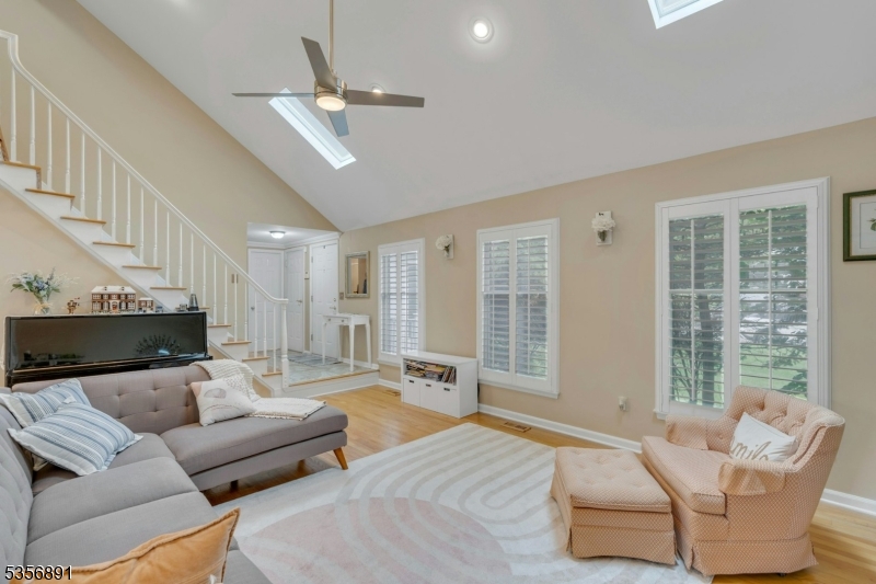 Spring Ridge - Residential