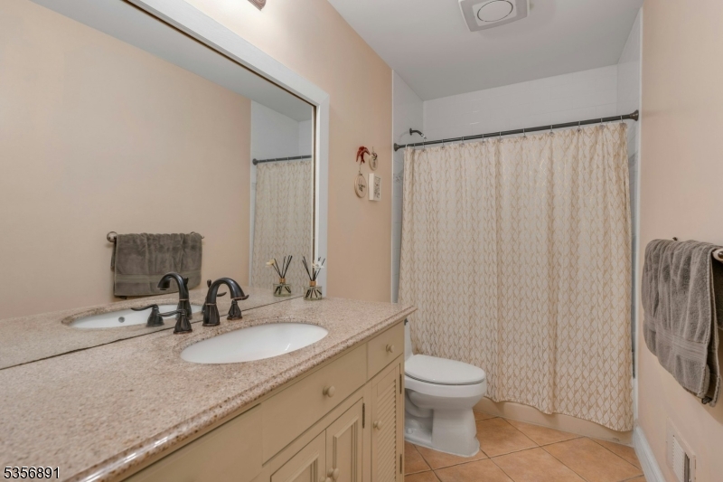 Spring Ridge - Residential