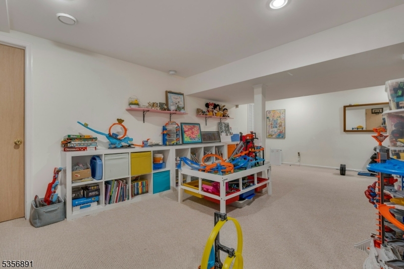 Spring Ridge - Residential