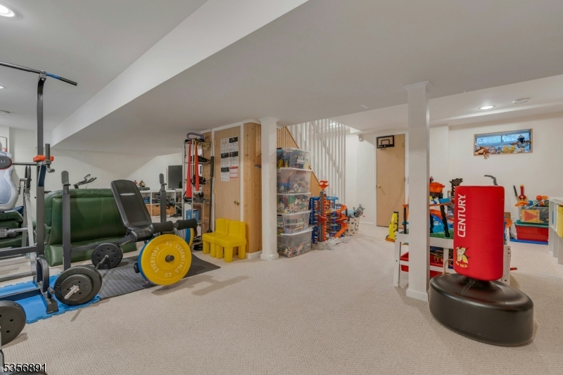 Spring Ridge - Residential