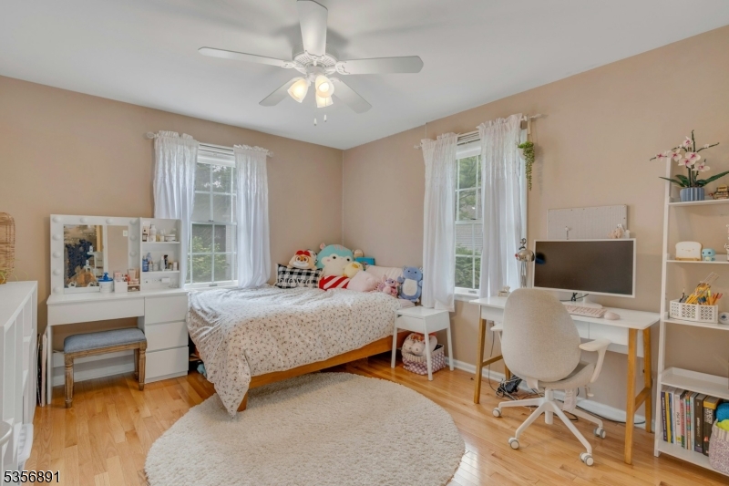 Spring Ridge - Residential