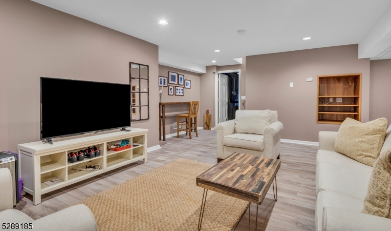 Brush Meadows - Residential