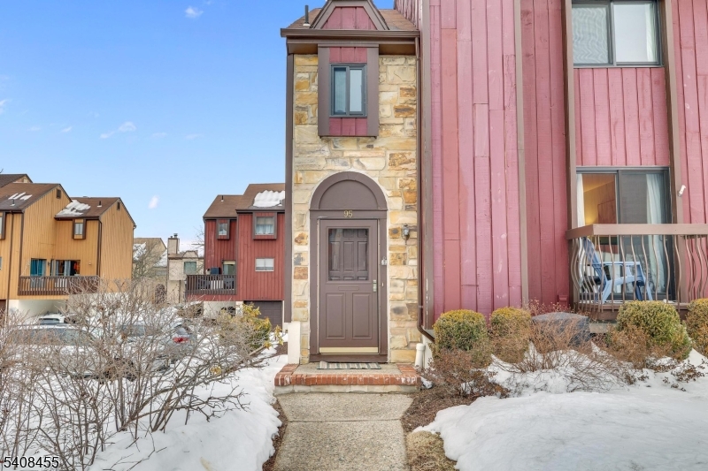 Hastings Square - Residential