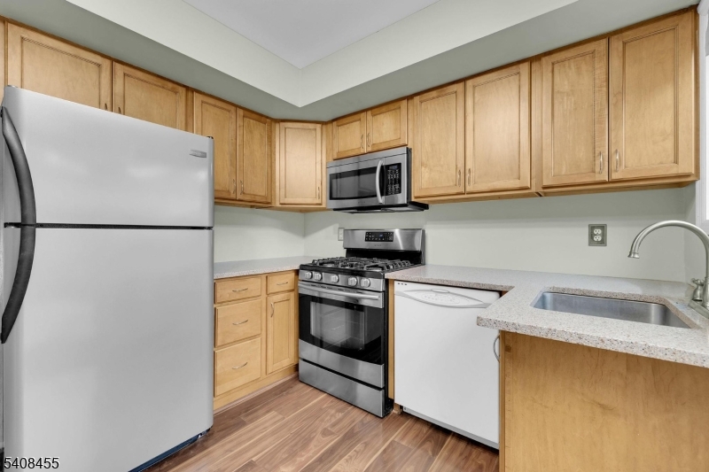 Hastings Square - Residential