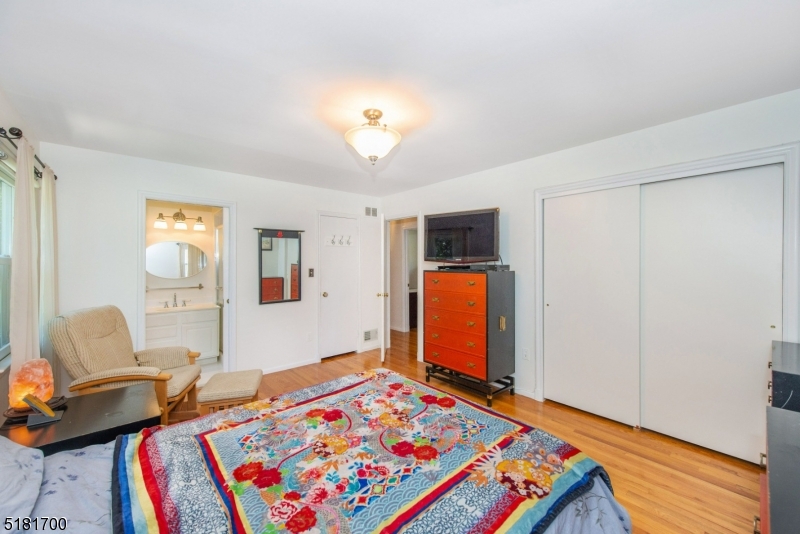 Convent Station - Residential