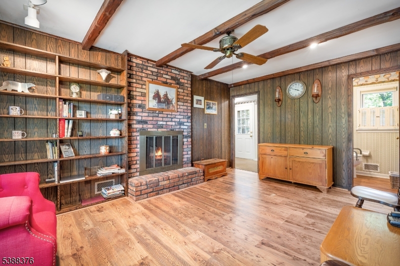 Shadow Oaks - Residential