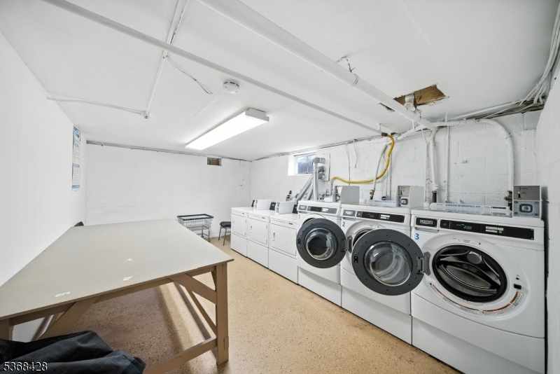 Valley Stream - Residential Lease