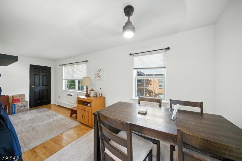 Valley Stream - Residential Lease