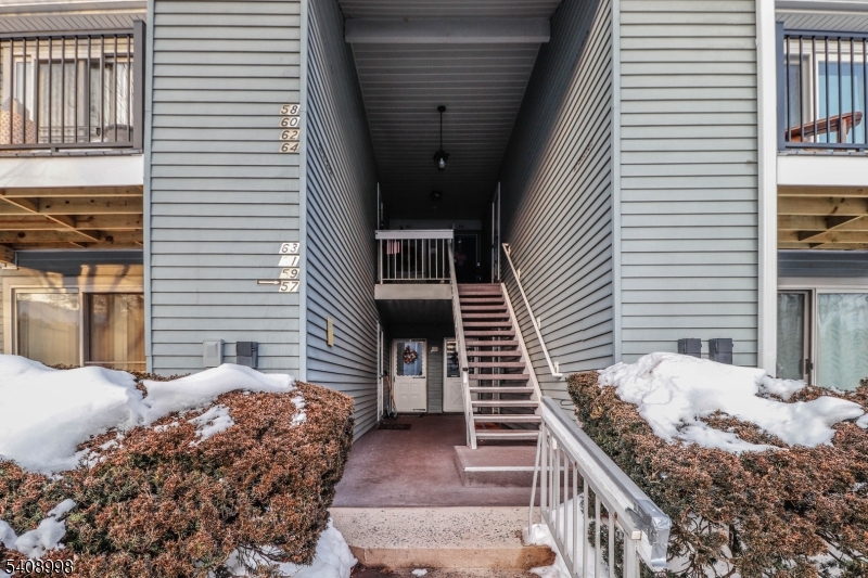 QUAILBRK COUNTRY CLUB CONDO - Residential