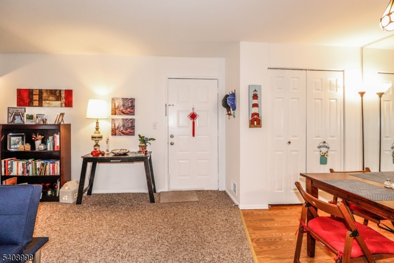 QUAILBRK COUNTRY CLUB CONDO - Residential