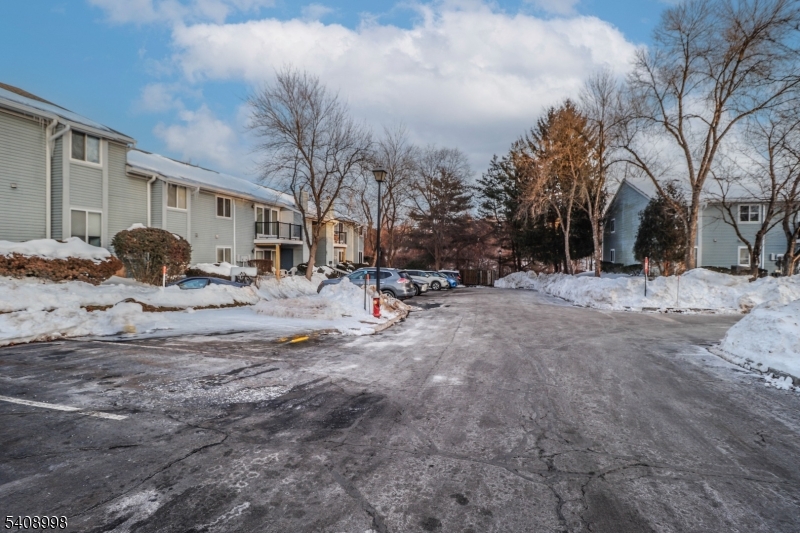 QUAILBRK COUNTRY CLUB CONDO - Residential