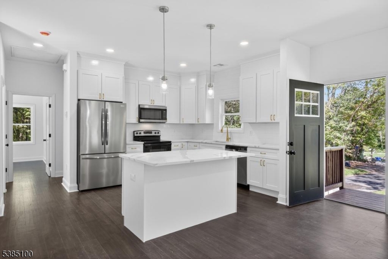 Crandon Lakes - Residential