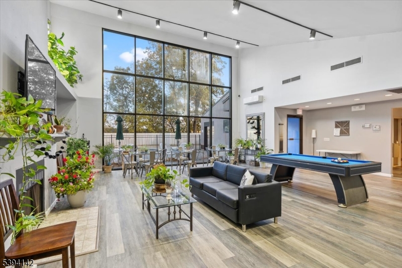 Mountain Club - Residential