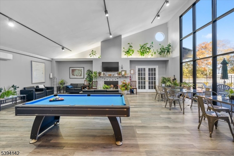 Mountain Club - Residential