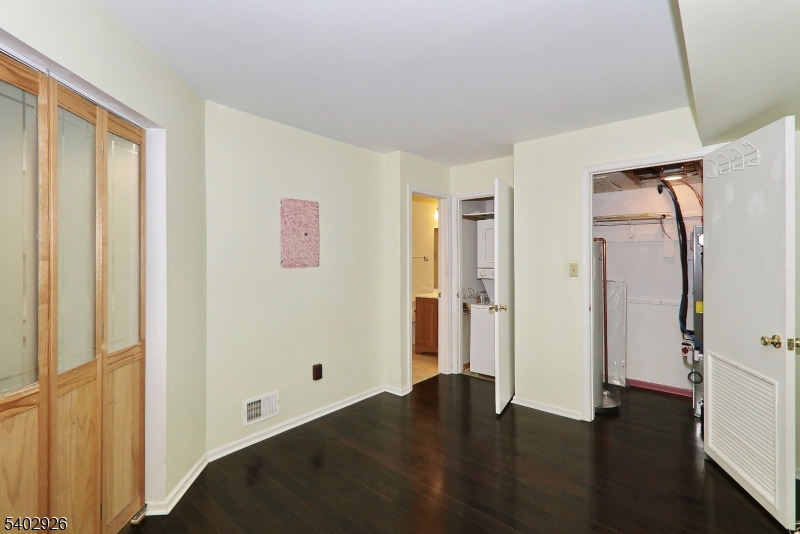 Hills - Residential Lease