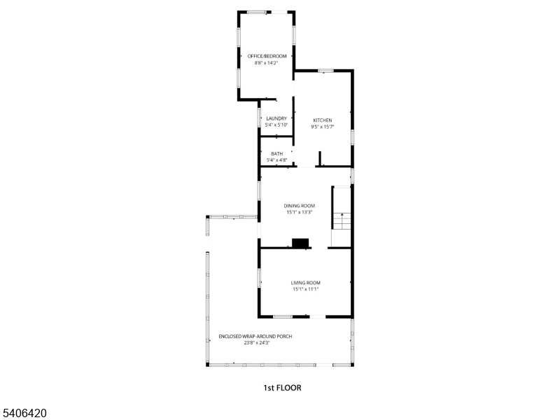 Main image without alt text