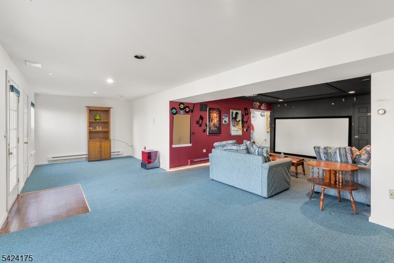The hills - Carlisle - Residential Lease