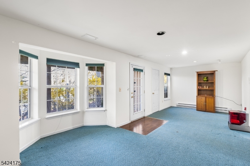 The hills - Carlisle - Residential Lease