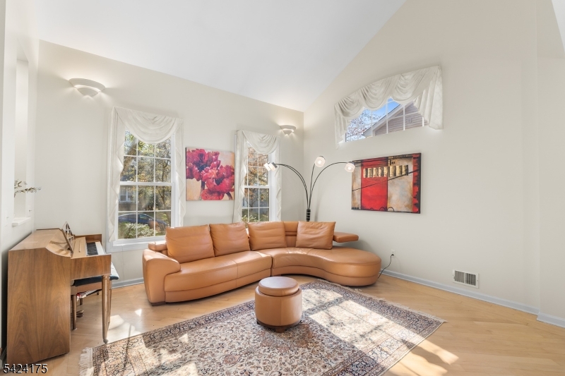 The hills - Carlisle - Residential Lease