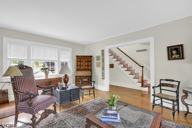 Chatham Boro, New Jersey 07928, United States, 3 Bedrooms Bedrooms, ,2 BathroomsBathrooms,Residential,Pending,127600