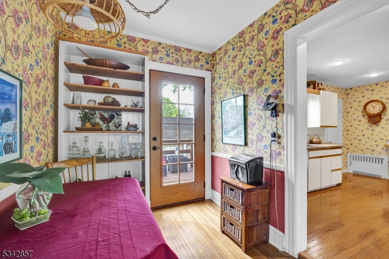 Chatham Boro, New Jersey 07928, United States, 3 Bedrooms Bedrooms, ,2 BathroomsBathrooms,Residential,Pending,127600