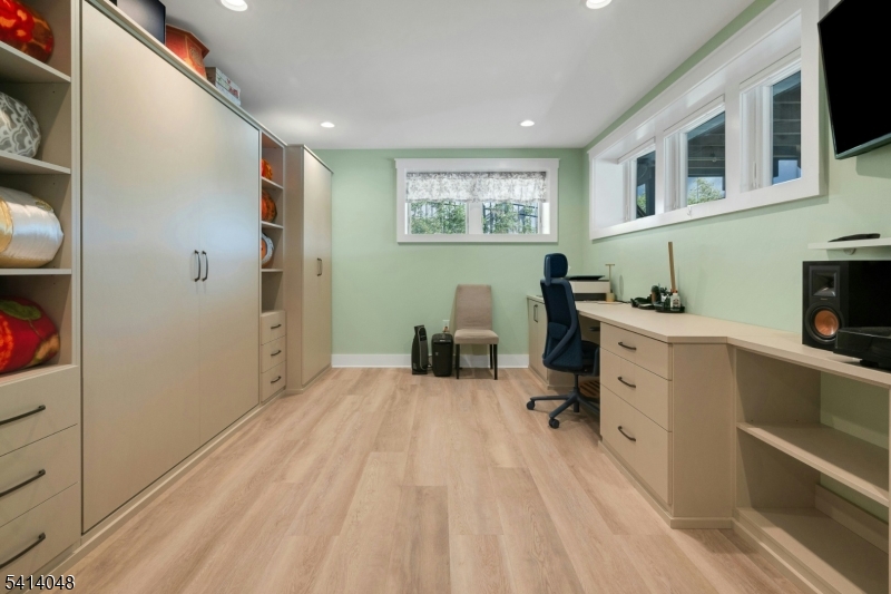 LAKE MOHAWK - Residential