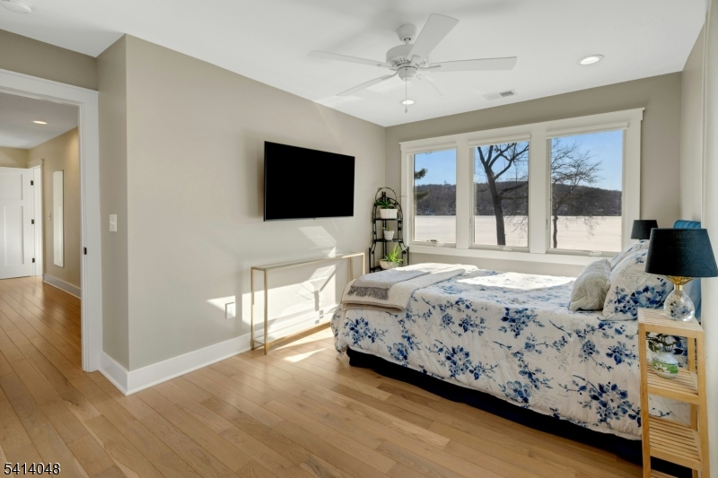 LAKE MOHAWK - Residential