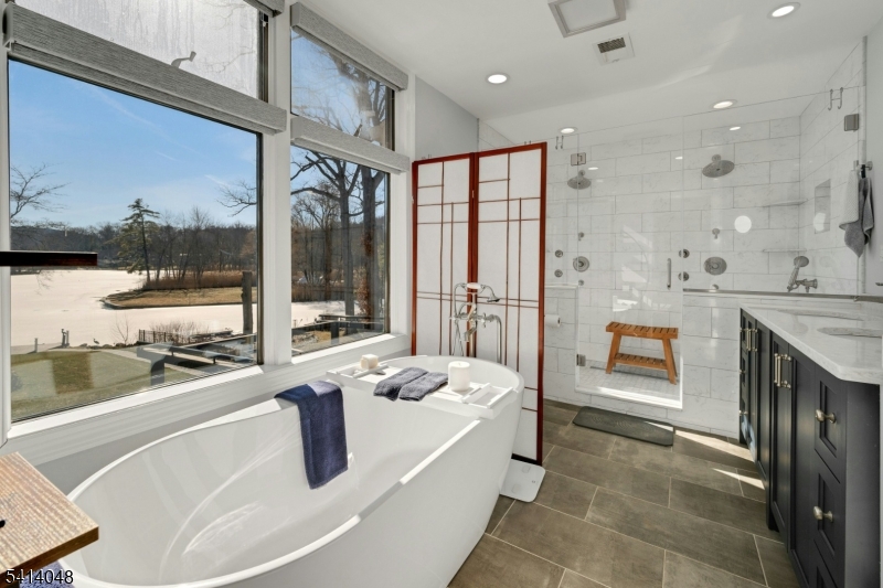 LAKE MOHAWK - Residential