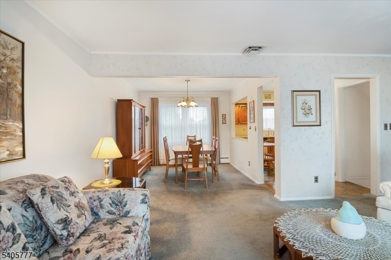 BATTLE HILL - Residential