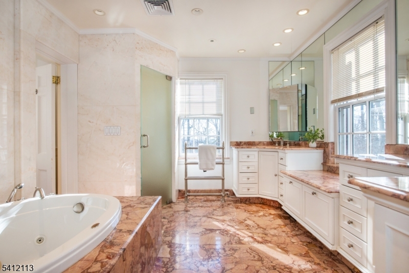 Llewellyn Park - Residential