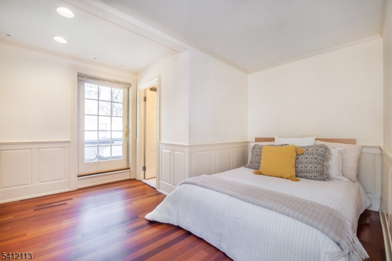 Llewellyn Park - Residential