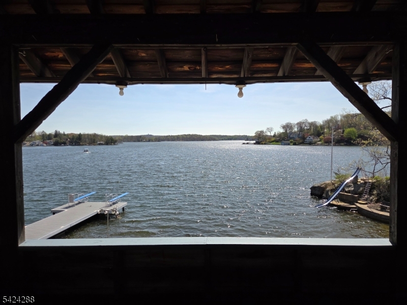 Bear Pond / Byram Bay - Residential