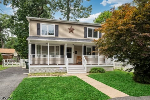 23 1St St, Mount Olive Twp., NJ 07828 - #: 4046158