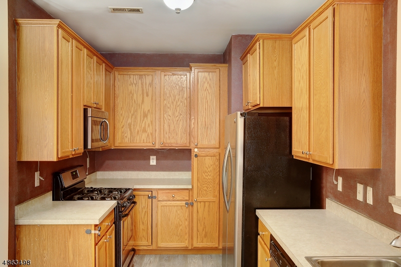 Morris Place - Residential Lease