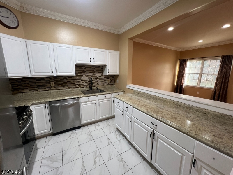 Mazdabrook Community - Residential