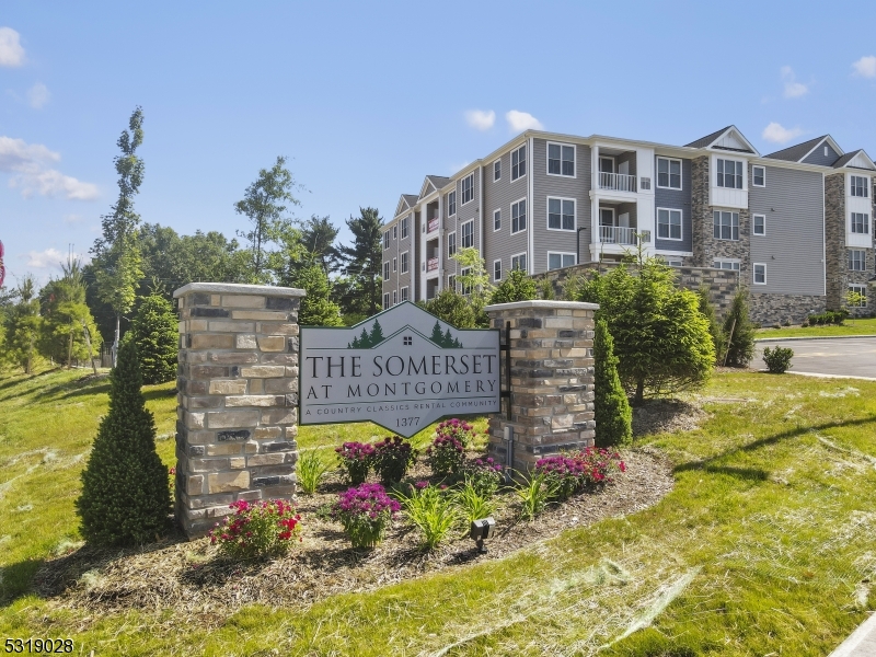 The Somerset at Montgomery - Residential Lease